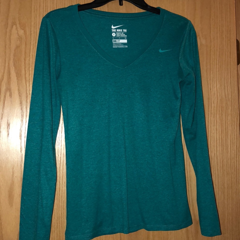 Long sleeve nike shirt